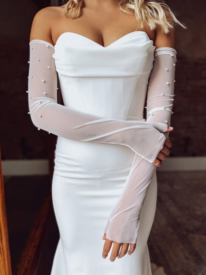 Fingerless Pearl Sleeves