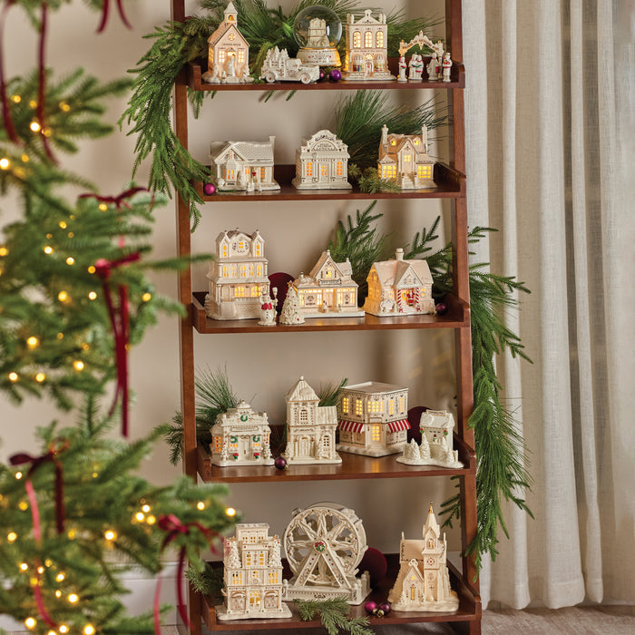 Mistletoe Park School House Lit Figurine